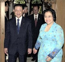 Yamasaki meets Megawati in Jakarta